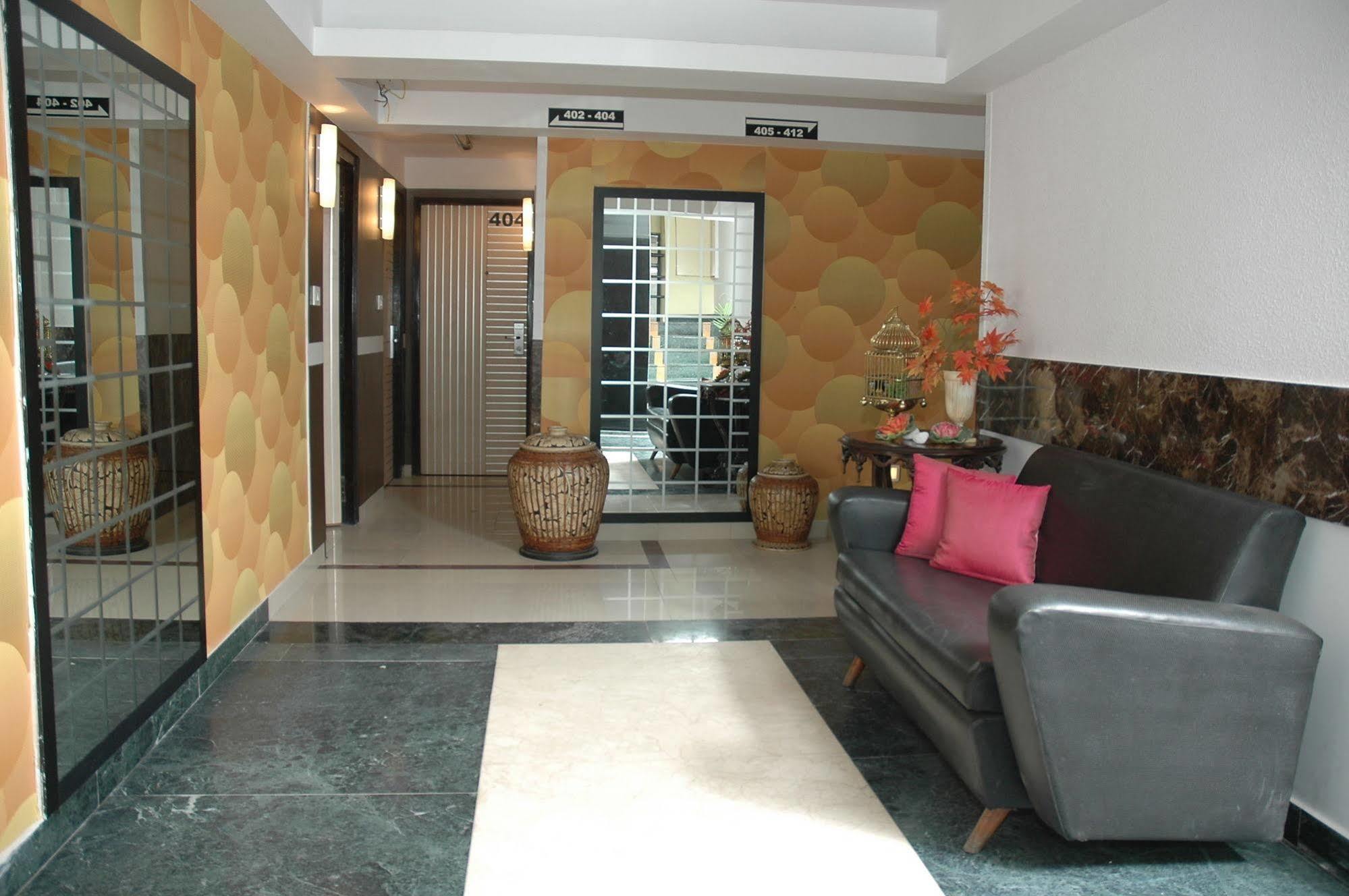 Istay Hotels Infantry Road Μπανγκαλόρ Εξωτερικό φωτογραφία